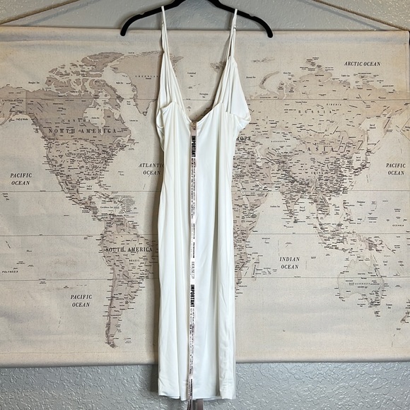 House of CB ‘Samara’ White Cowl Front Draped Jersey Dress NWT - Picture 8 of 11